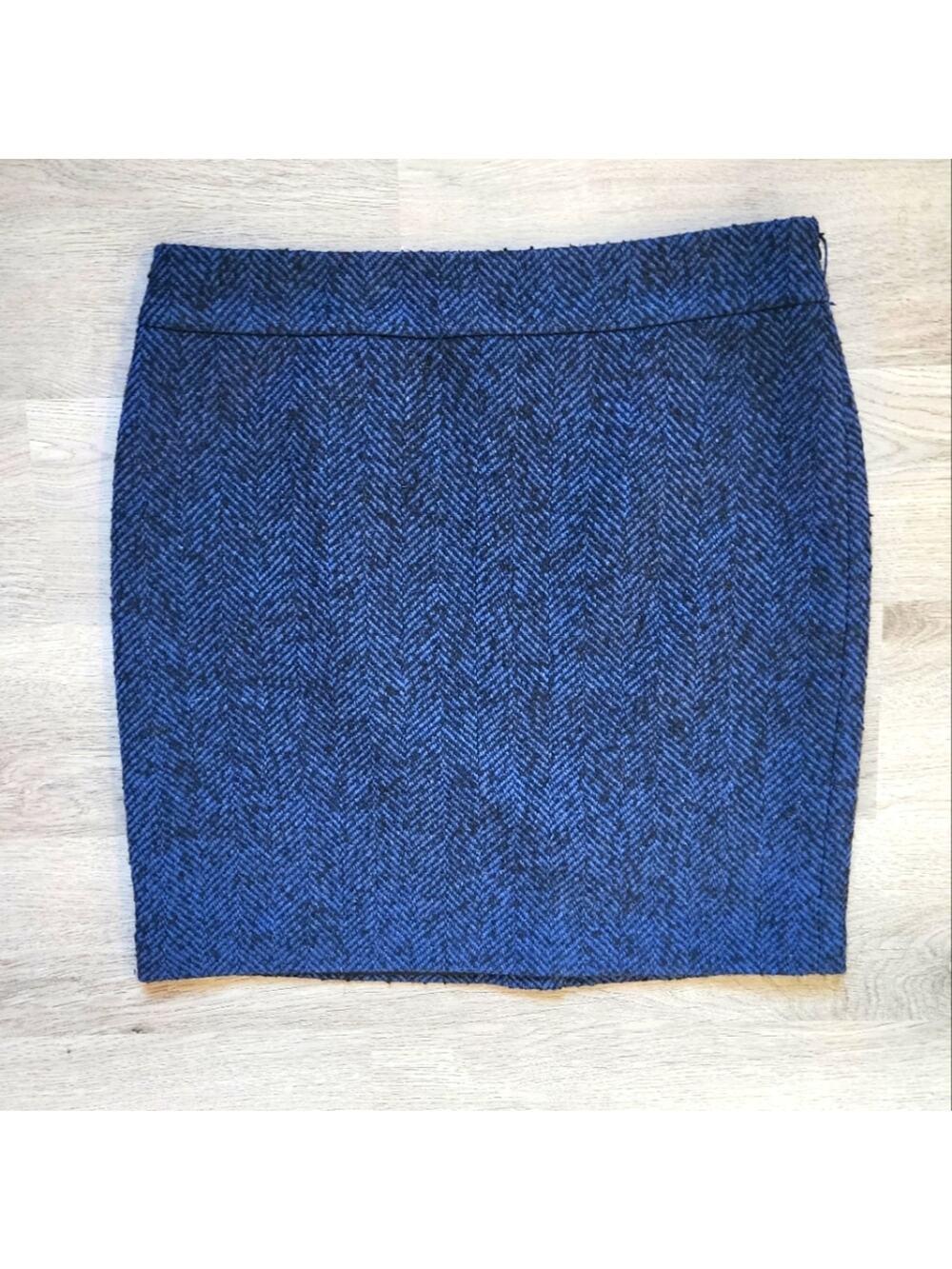 NWT Lord & Taylor Women's Wool Blend Knee Length Straight Pencil Skirt Size 10